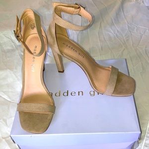 NEW WITH BOX Madden Girl Beige Ankle strap heeled sandals.